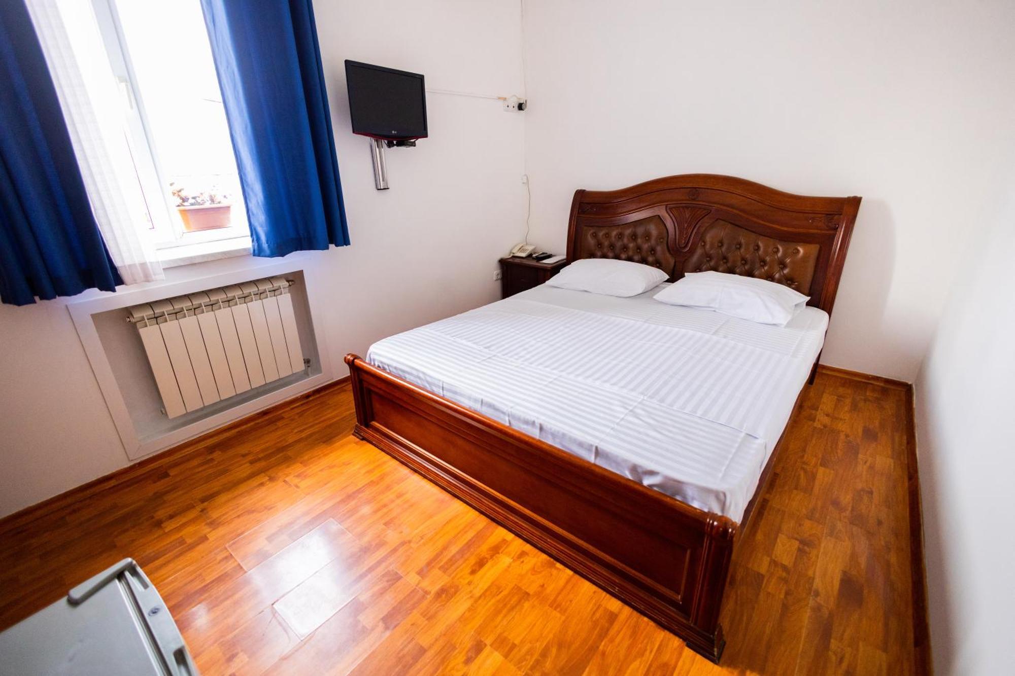 Yan Hotel Erivan Dış mekan fotoğraf