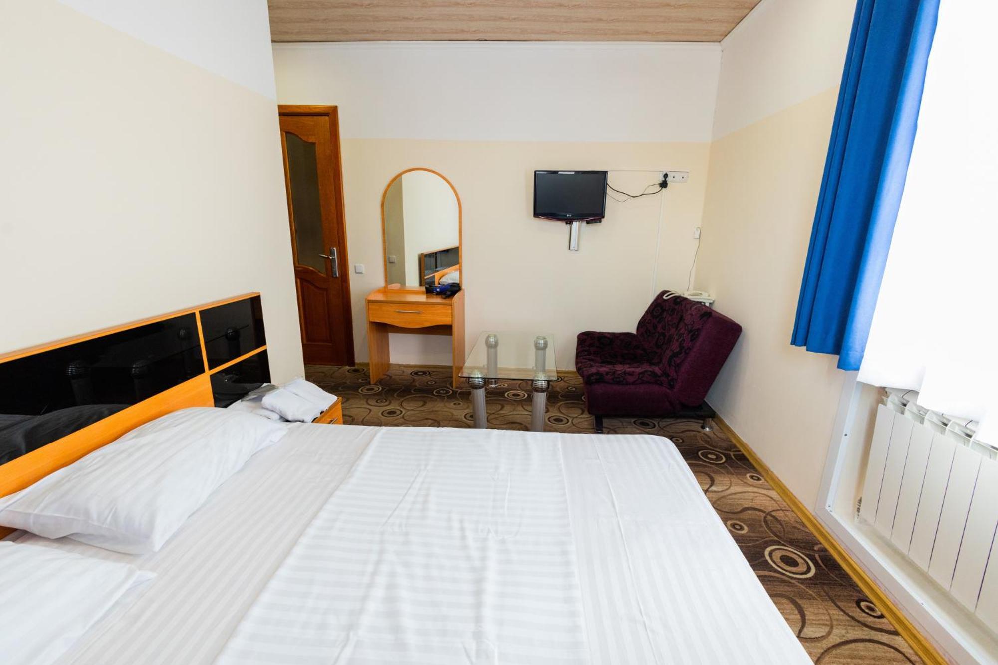 Yan Hotel Erivan Dış mekan fotoğraf