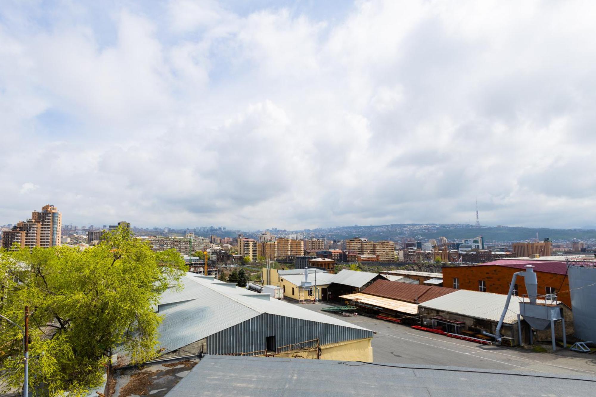 Yan Hotel Erivan Dış mekan fotoğraf