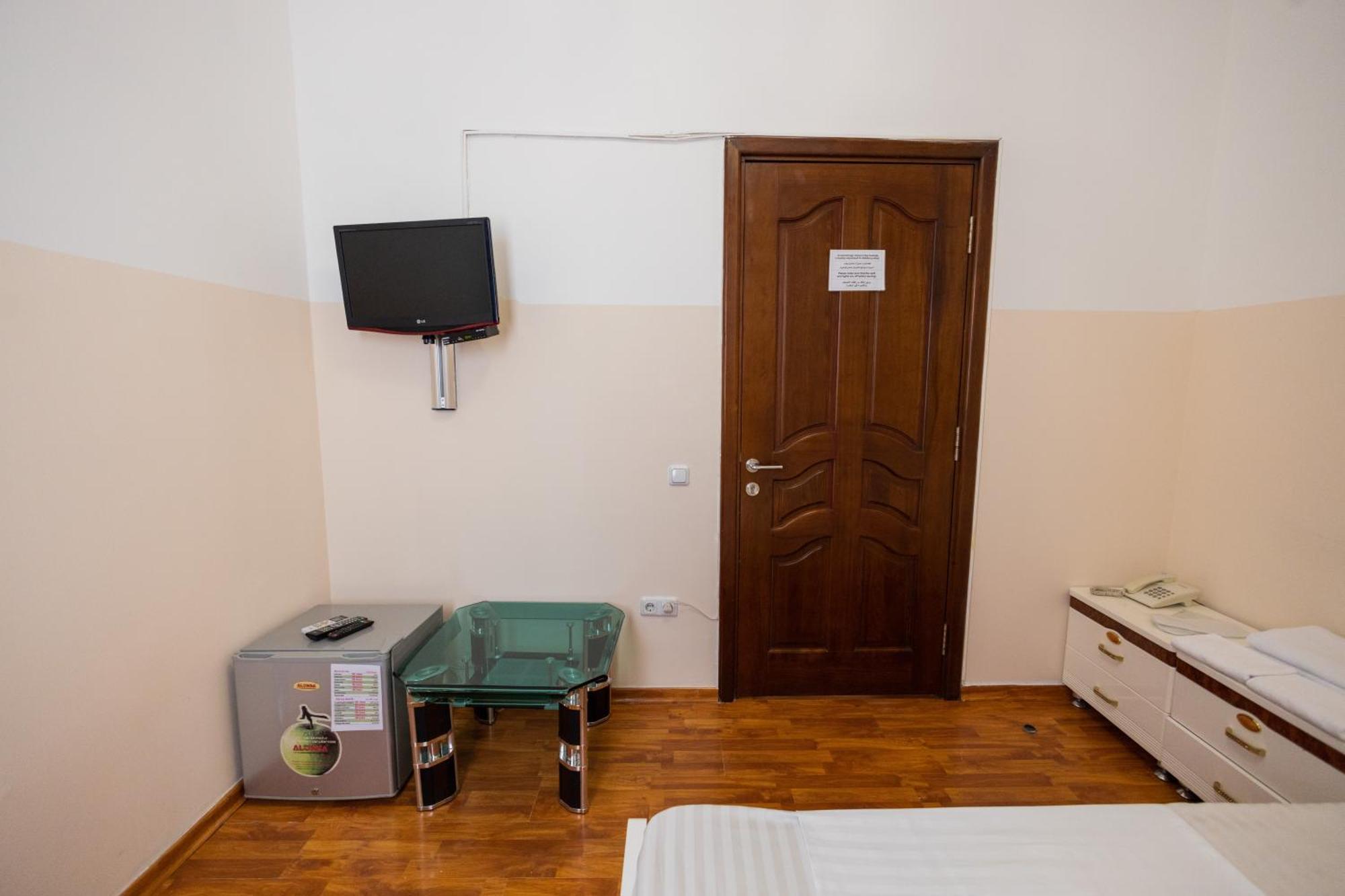Yan Hotel Erivan Dış mekan fotoğraf