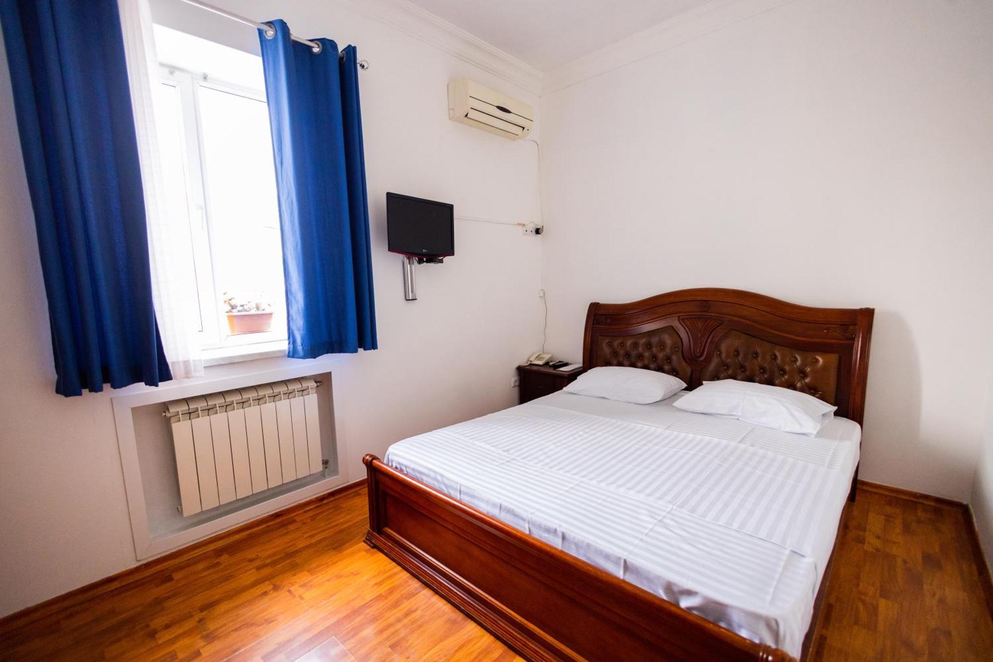 Yan Hotel Erivan Dış mekan fotoğraf