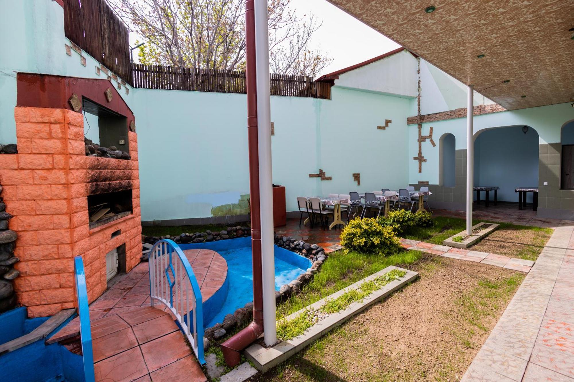 Yan Hotel Erivan Dış mekan fotoğraf